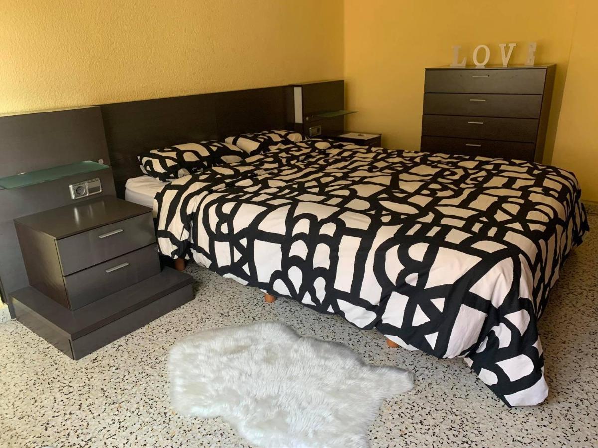 Habitaciones low cost Valenza Esterno foto